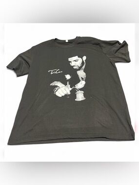 Black Drake graphic tee #drake #rapper #music XL